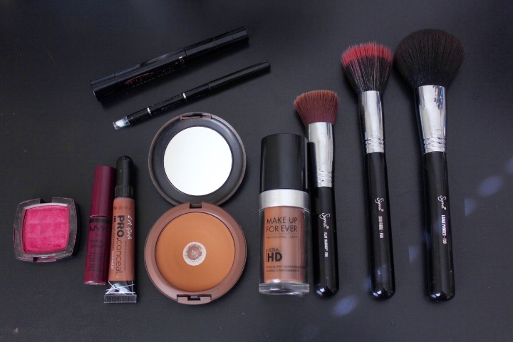 10 Makeup Must-Haves
